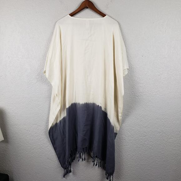 NEW! Lalay Ombre Poncho Adult White Grey OS - Picture 4 of 5